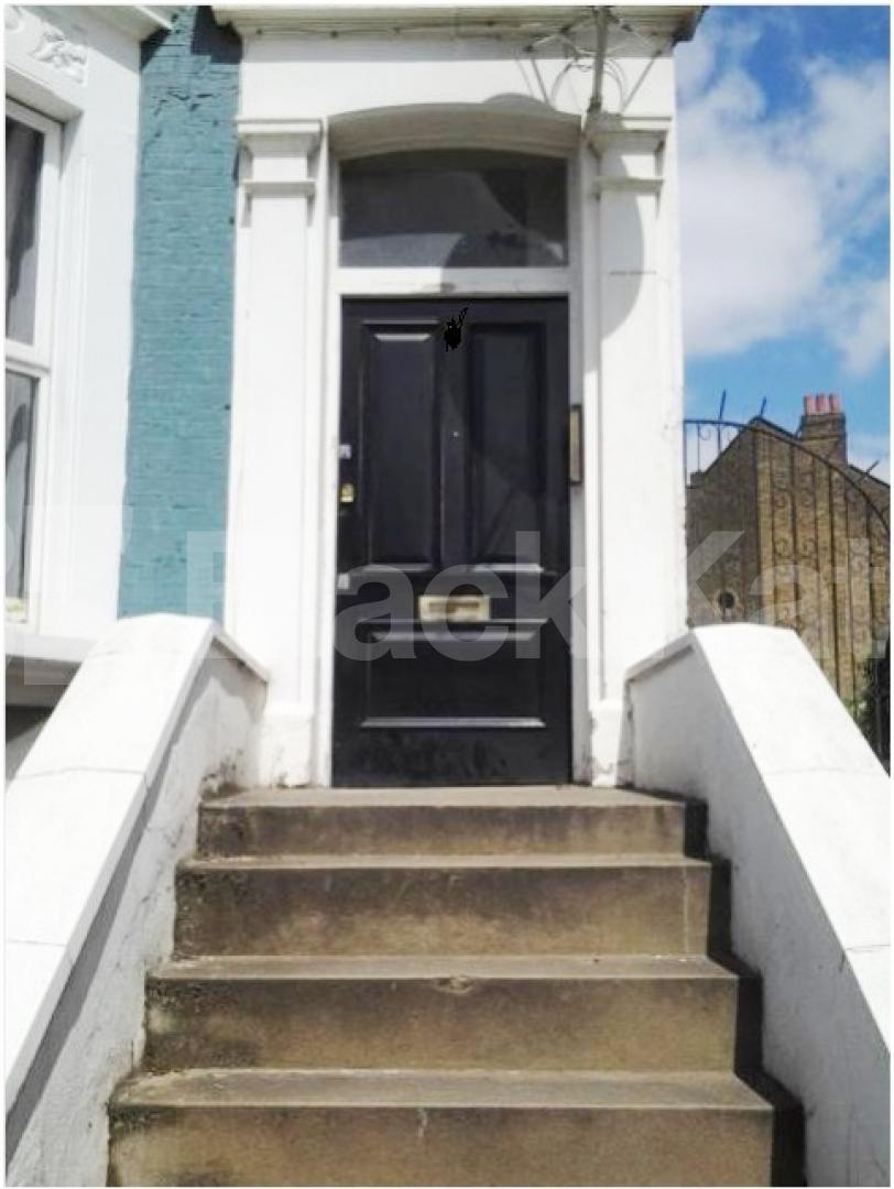 			NEW INSTRUCTION, 2 Bedroom, 1 bath, 1 reception Apartment			 Haselrigge Road, Clapham North 